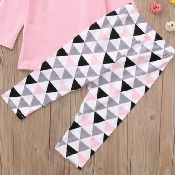 INFANT GIRL “YOU MAKE ME SMILE” OUTFIT - Picture 5 of 6